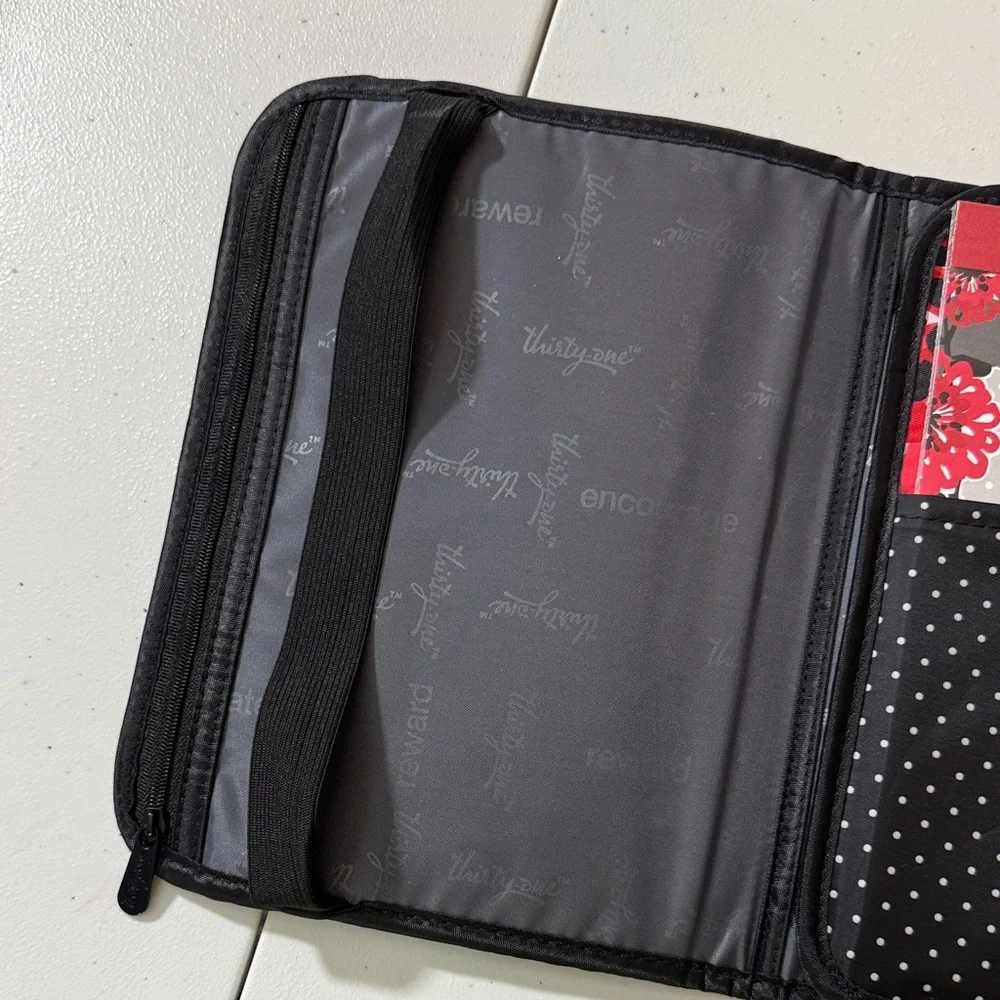 Thirty-One Retired BOLD BLOOM Fold It Up Organizer IPad/Tablet Cover Red/Black